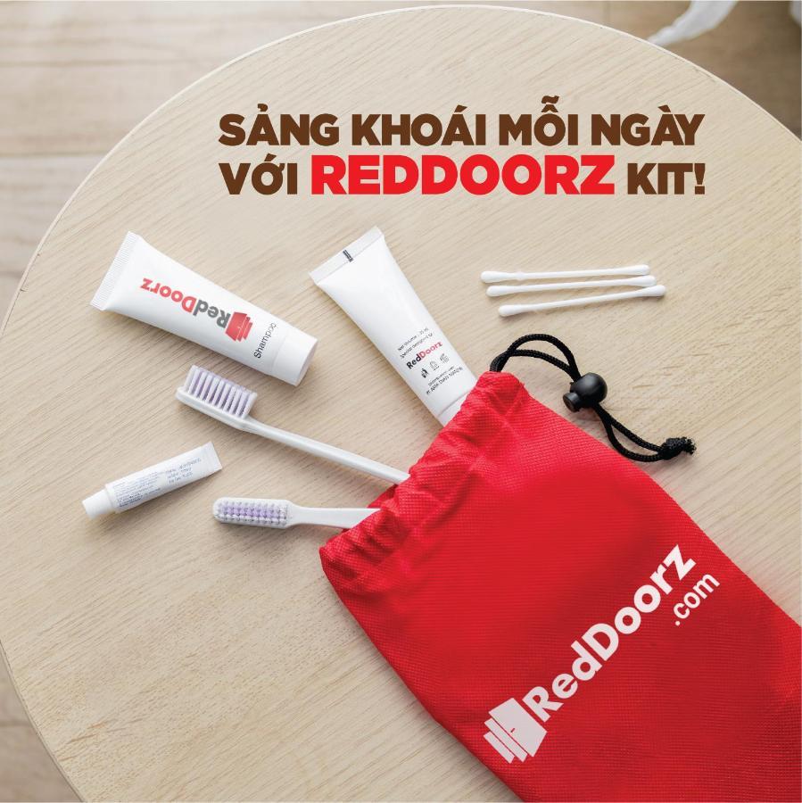 Reddoorz @ Pham Ngu Lao Street 4 호텔 호치민 외부 사진