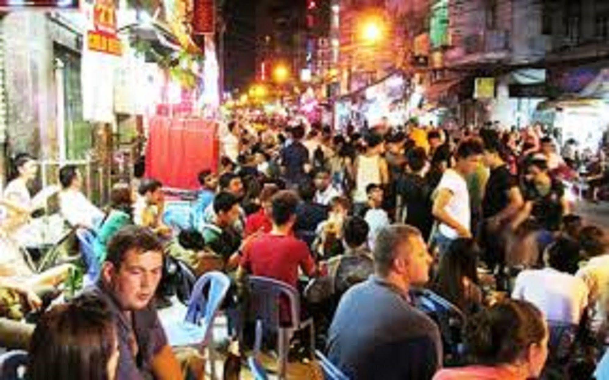 Reddoorz @ Pham Ngu Lao Street 4 호텔 호치민 외부 사진